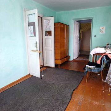 Полунична, 13