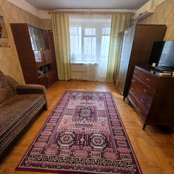 Москалівська вул. (Жовтневої Революції), 108