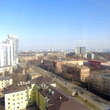 Генерала Алмазова вул. (Кутузова), 6