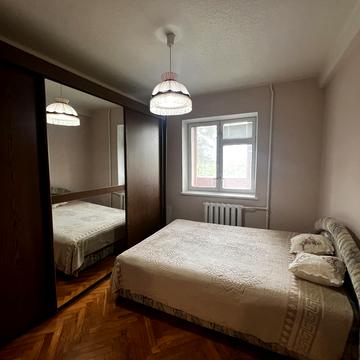 Березняківська вул., 10