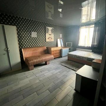 Лисаветинська вул., 7б