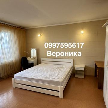 Сімї Глодан вул., 47