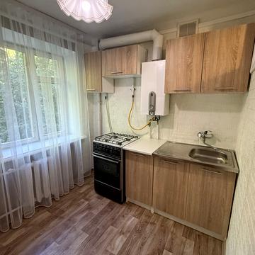 Паркова вул., 8
