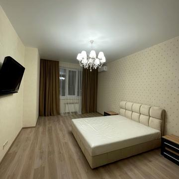 Ботанічна вул., 2
