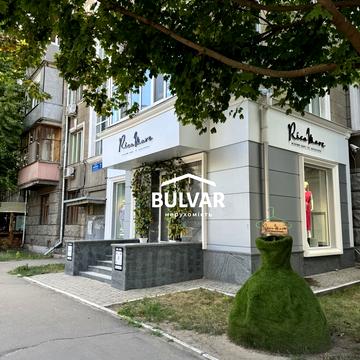 Незалежності просп. (Правди), 7 (п1-п9)