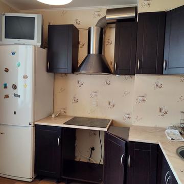Урлівська вул., 38