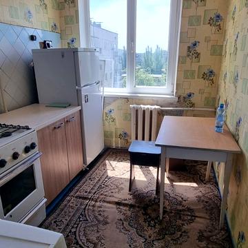 Олексія Різниченка вул. (Співдружності), (Будинок 1)