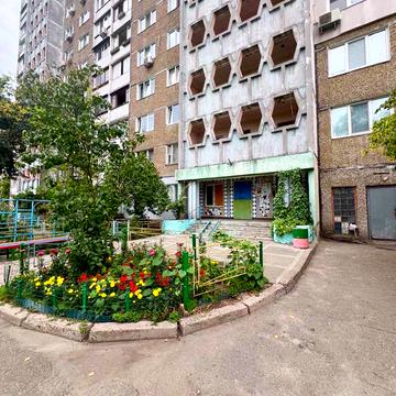 Озерна вул., 26