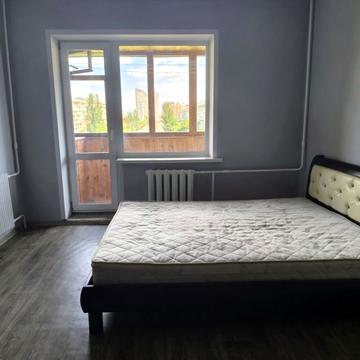 Йорданська вул. (Лайоша Гавро), 9