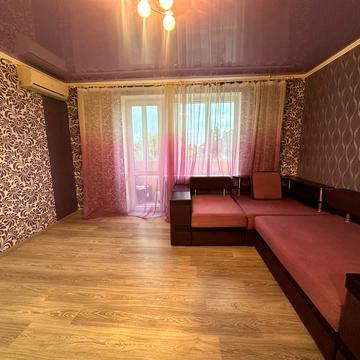 Квартальна вулиц вул. (Гладкова), 47