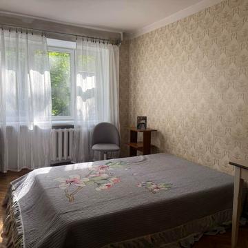 Лесі Українки бульв., 10