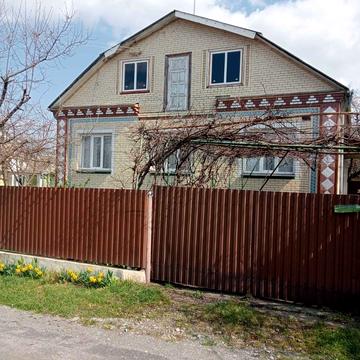 Центральна вул., 2