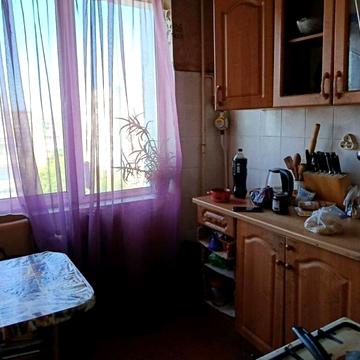 Гната Юри вул., 10