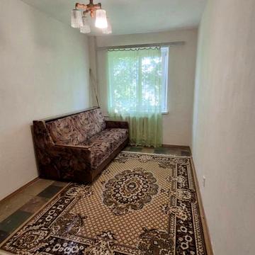 Квітки Цісик вул. (Гулі Корольової), 5