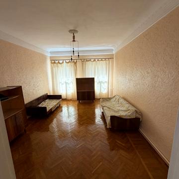 Болгарська, 12