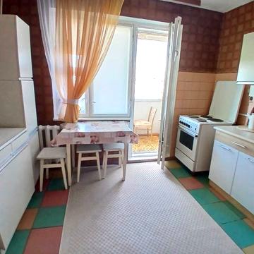Миколи Закревського вул., 17