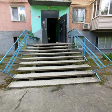 Олімпійська вул., 6