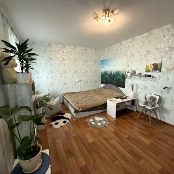 Незалежності вул., 82