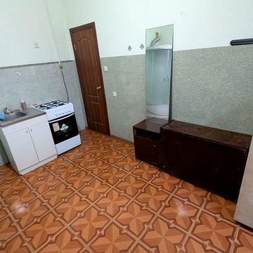 Степана Бандери вул. (), 49