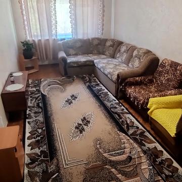Миколаївська вул., 22
