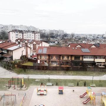 Івана Кожедуба вул., 54