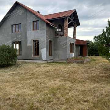 Шкільна, 5