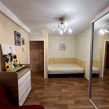 Оболонський просп., 31