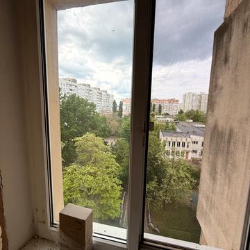 Ярослава Баїса вул. (Володимира Висоцького), 8