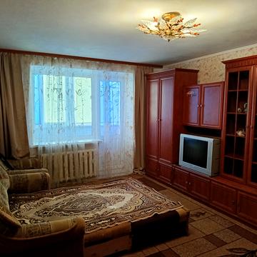 Степана Бандери вул., 18/2