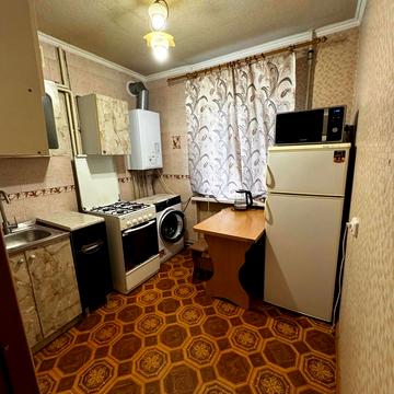 Високовольтна вул., 81