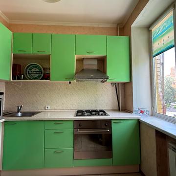 Борщагівська вул., 152