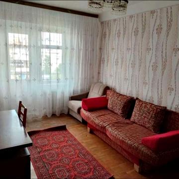 Богатирська вул., 8