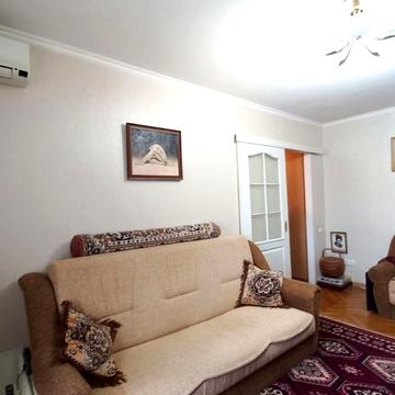 Володимира Івасюка просп. (Героїв Сталінграду), 49