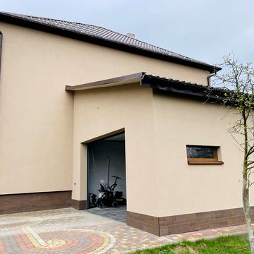 5-та Білогорська вул., 33
