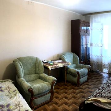 Академіка Корольова вул., 86