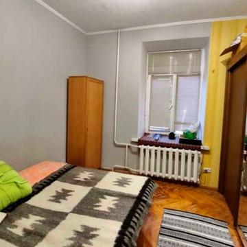 Коперника вул., 18