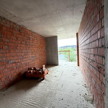 Бузкова вул., 13