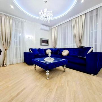 Джона Маккейна вул. (Івана Кудрі), 7