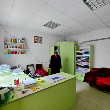 Князя Острозького вул., 8/1