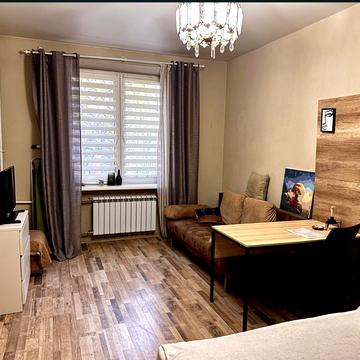 Очаківська вул., 10