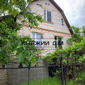 Садова вул., 8