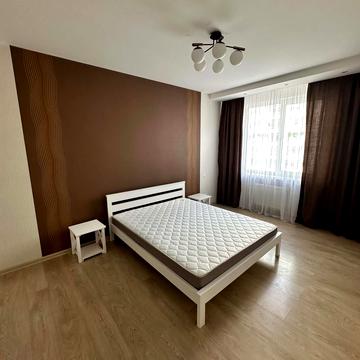Івана Величковського вул., 7