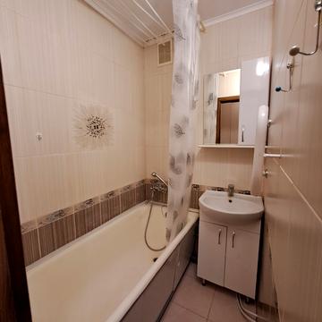 Рятувальників вул., 29