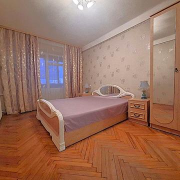 Лісовий просп., 15-А