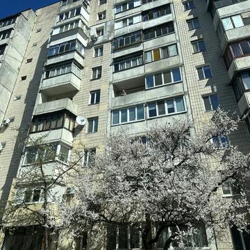 Автозаводська вул., 93