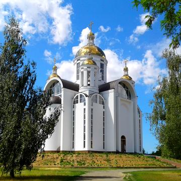 Переїздна вул., 3