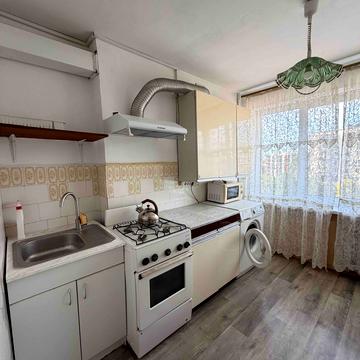 Володимира Великого вул. (Артема), 111