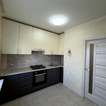 Василя Червонія вул. (Гагаріна), 3