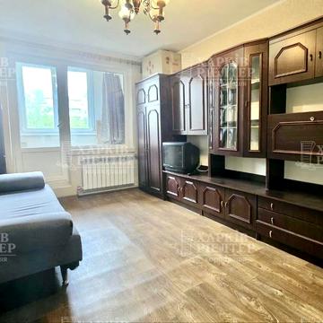 Гвардійців-Широнінців вул., 61а