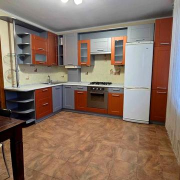 Панаса Мирного вул., 31/5